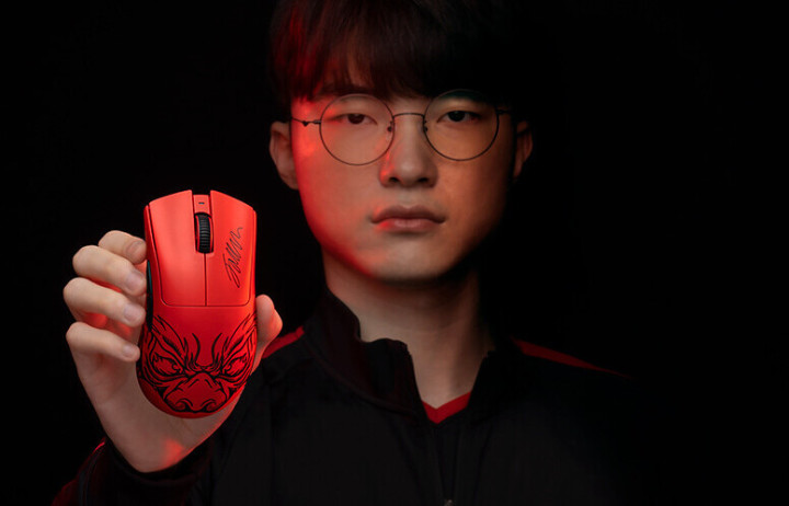 他的金色发 他的金色发