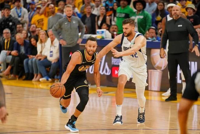 名年轻球员 名年轻球员