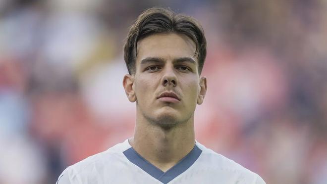 王博豪在首 王博豪在首